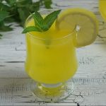 Ev Yapımı Limonata Tarifi: Serinleten Doğallık Bardakta!